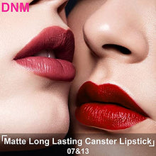 Load image into Gallery viewer, 18Pcs Capsule Pills Lipstick Mini Lip Stick Packs Matte Lipstick Set for Women, DNM Dark Sexy Red Mini Matte Lipstick Makeup Set Waterproof Long Lasting labiales mate 24 horas originales lapiz labial